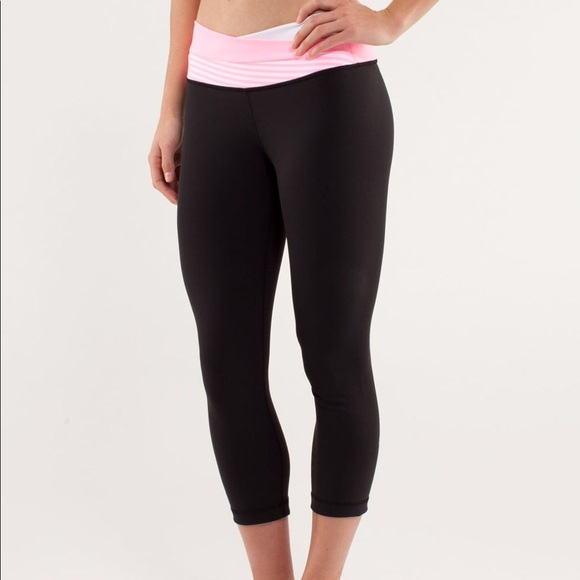 lululemon athletica Pants - Lululemon Astro Wunder Under Crop- Black